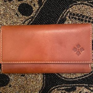 Patricia Nash wallet